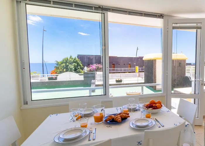 Bright 2 Bedroom By Dream Homes Tenerife アパート *