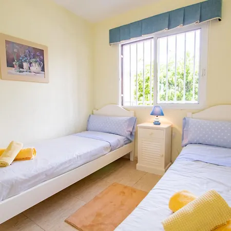 Bright 2 Bedroom By Dream Homes Tenerife Daire